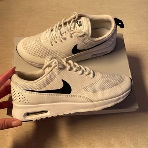 Nike Air Max Theta